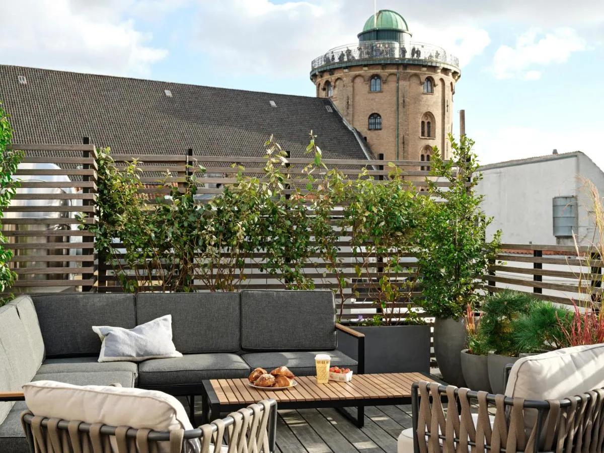 Image 3 of Apēron Apartment Hotel