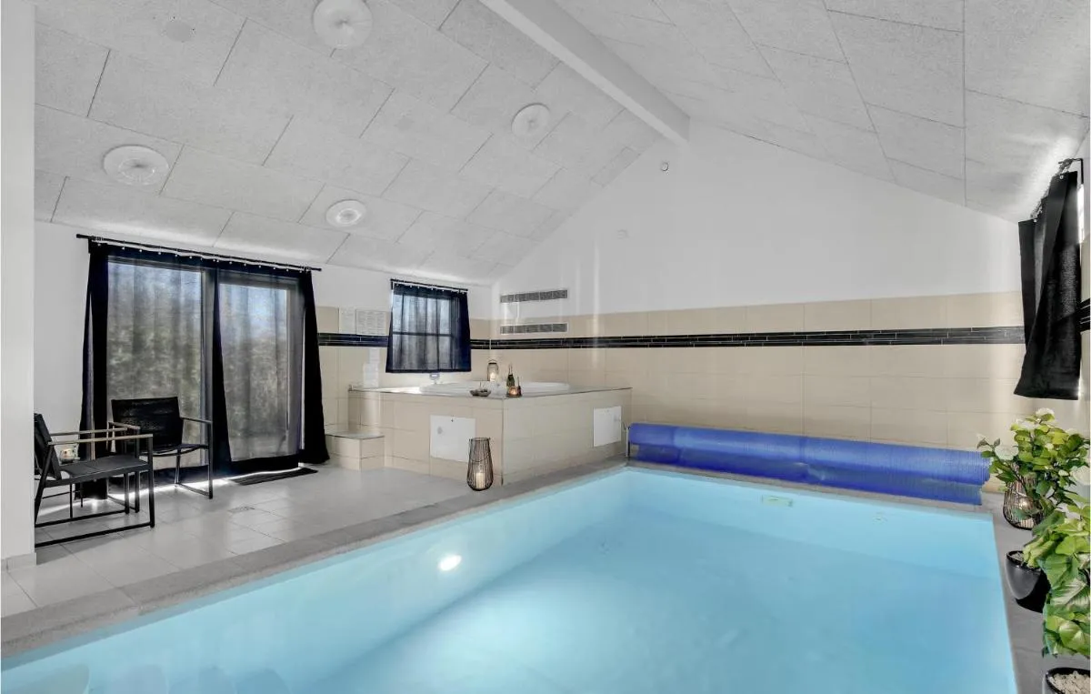Image 3 of Beautiful Home In Tisvildeleje With 8 Bedrooms, Wifi And Indoor Swimming Pool