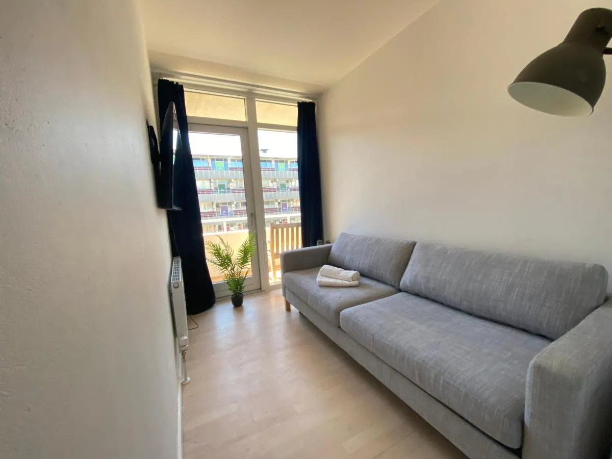 Image 6 of Central Apartment with Free Parking Garage and Balcony