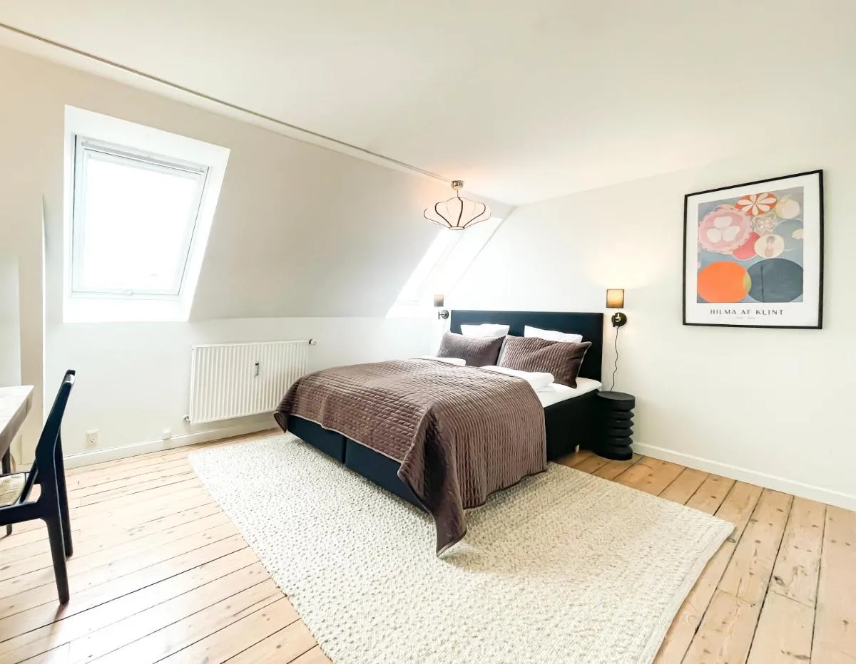 Image 2 of Cozy 2 Bedroom Flat in Peaceful Neighbourhood