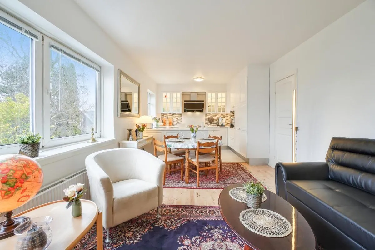 Image 2 of Delicius apartment near the Beach,Metro, Airport