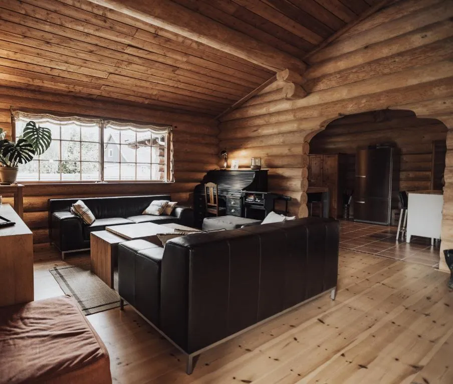 Image of Fjordhygge – Luxurious log house near water, fjord and forest