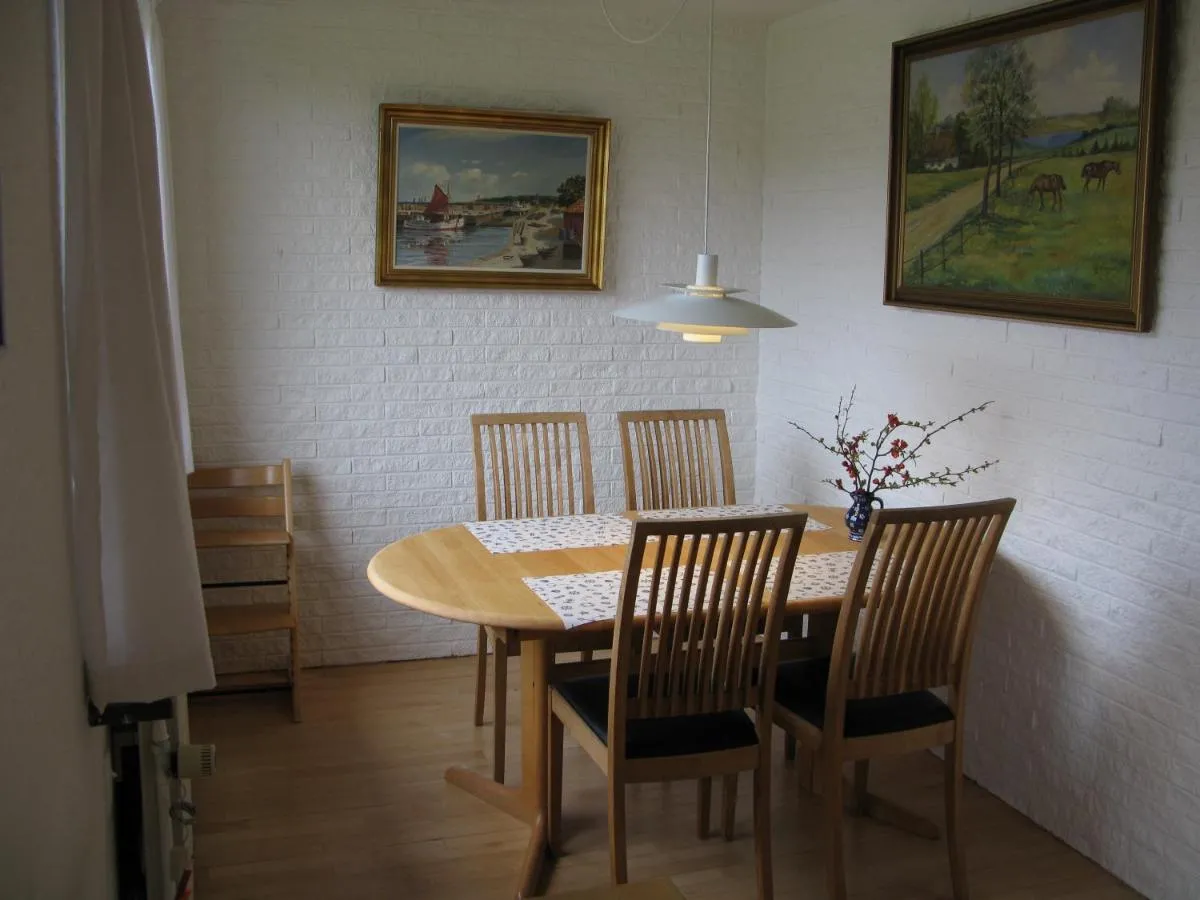 Image 3 of Fuglevænget