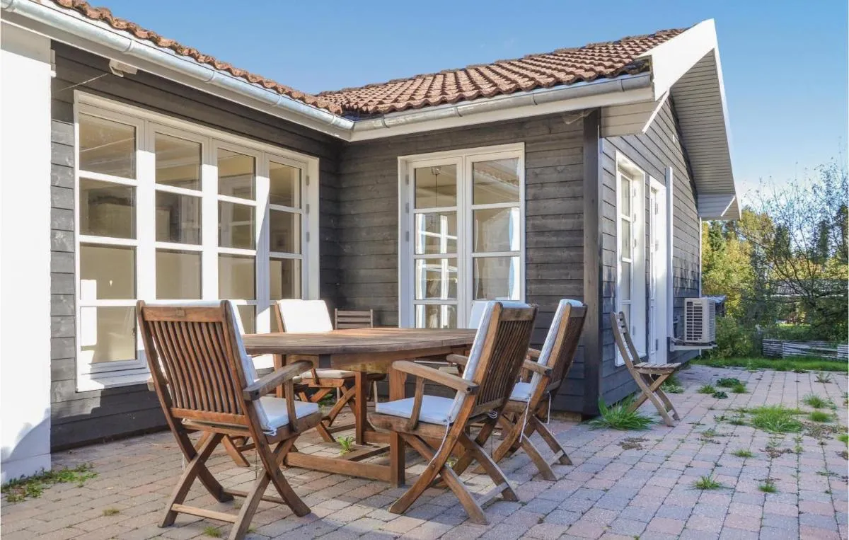 Image 4 of Holiday Home Hornbæk with Hot Tub IX