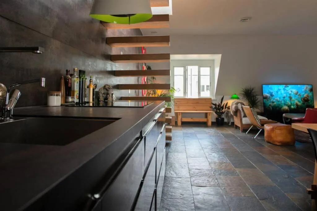 Image 4 of Luxury Penthouse in the heart of the City