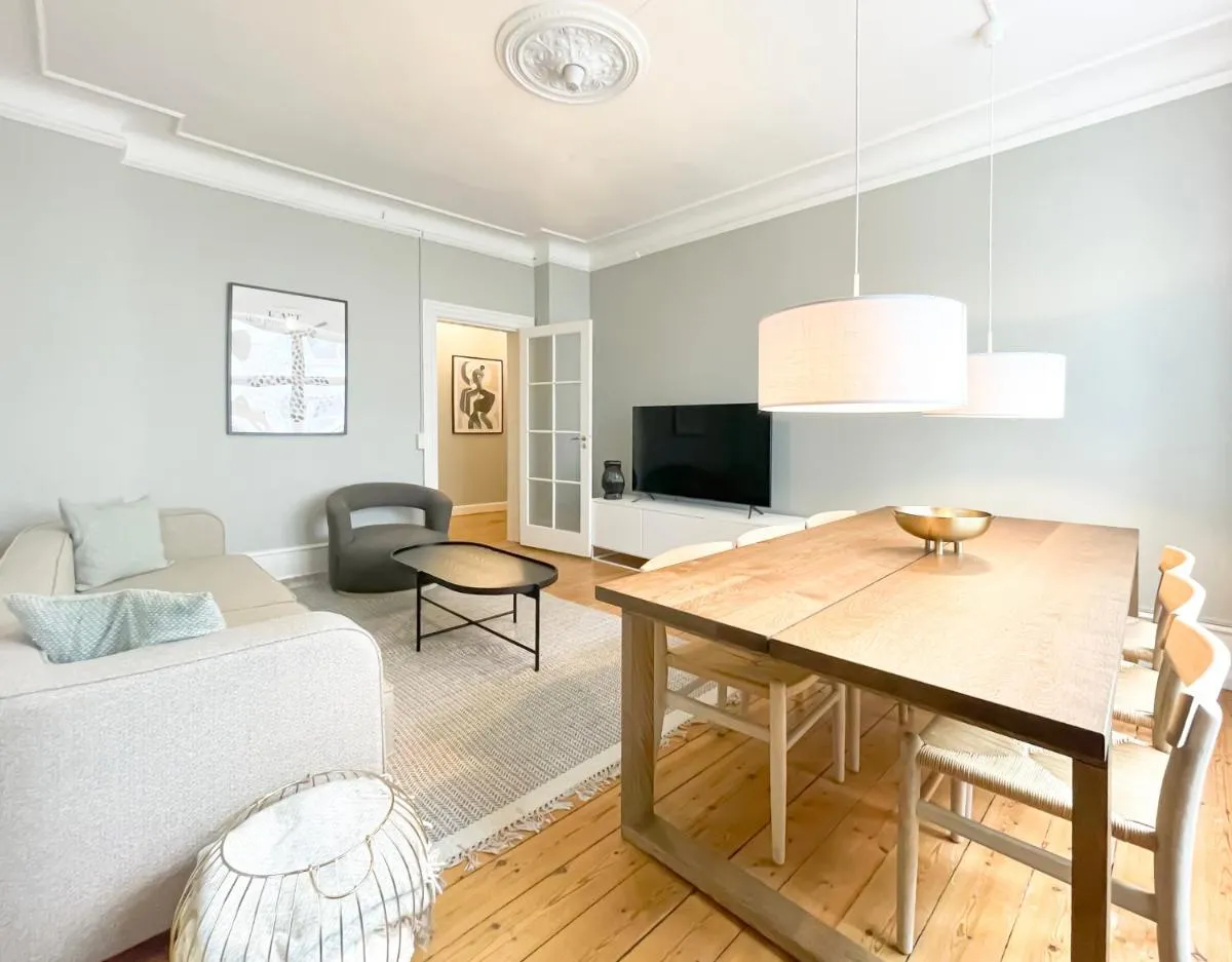 Image 6 of NEW charming apt in City Center