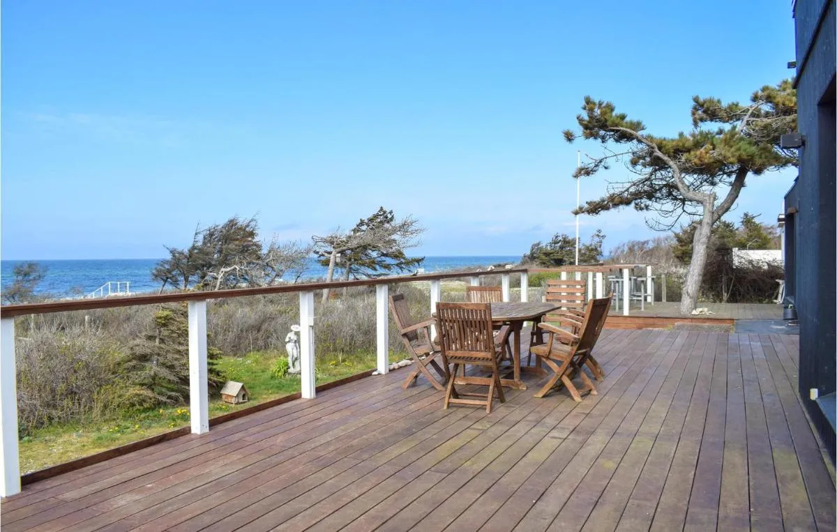 Image 5 of Nice home in Græsted w/ 5 Bedrooms