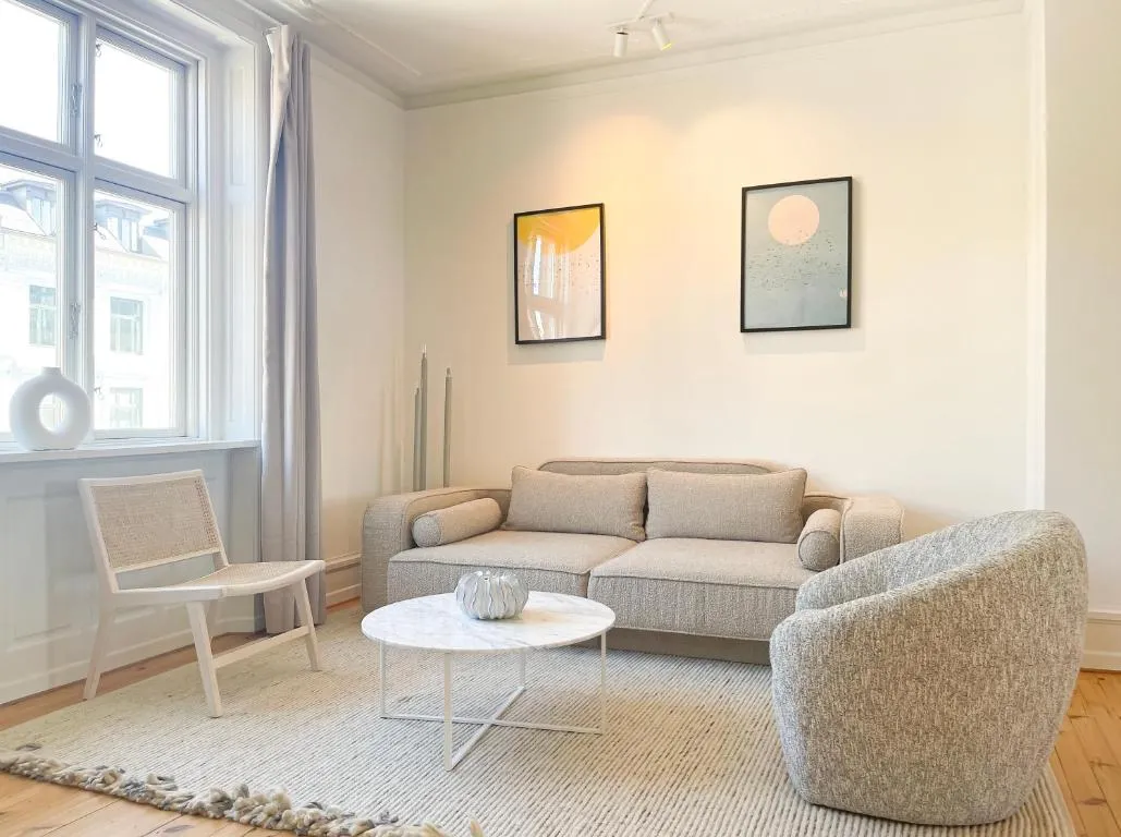 Image of Spacious 3 Bedroom Flat in Peaceful Area