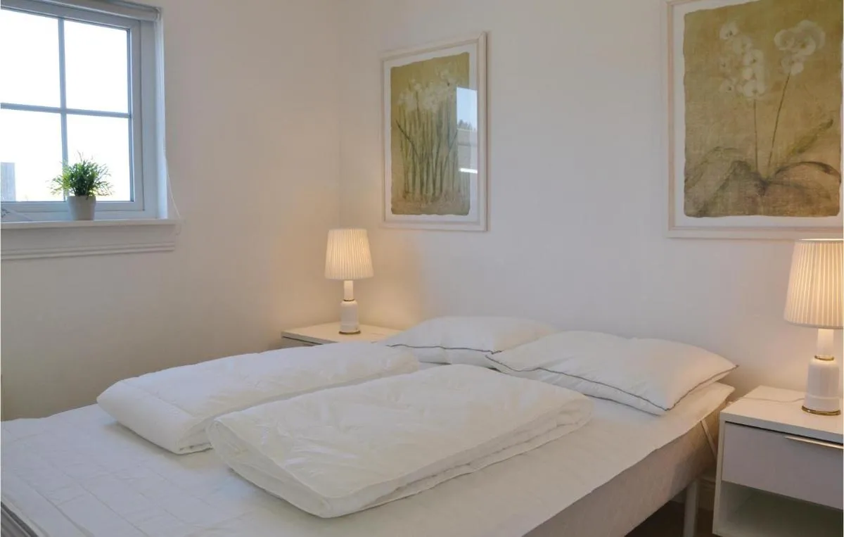 Image 6 of Three-Bedroom Holiday home Vejby with a Fireplace 02