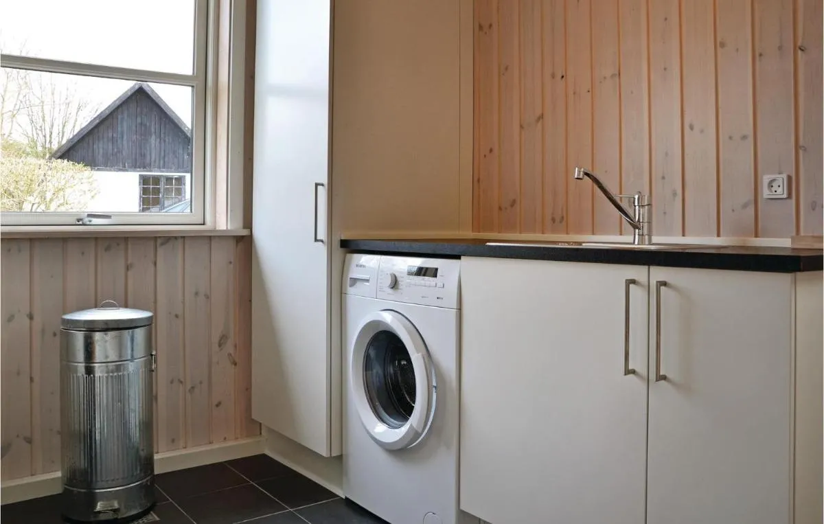 Image 4 of Two-Bedroom Holiday Home in Jagerspris