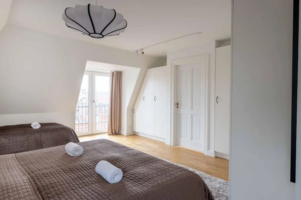 Image 1 of 2BR with Amazing City Skyline View
