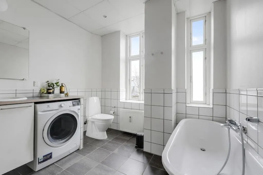 Image 2 of Attraktiv lejlighed på Østerbro