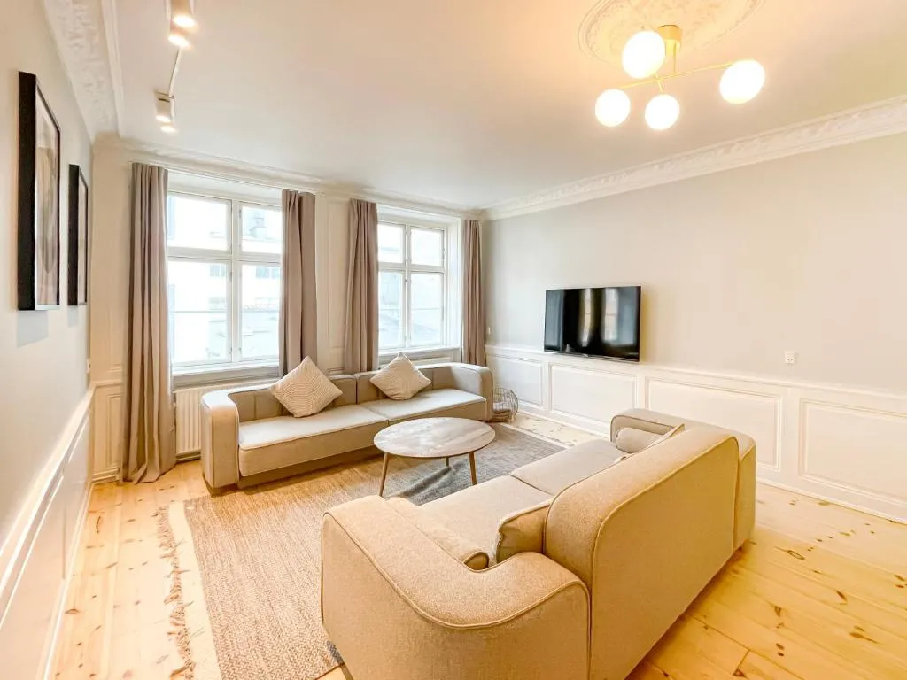 Image of Big 4 BR Flat with Bathtub by CPH City Hall Square