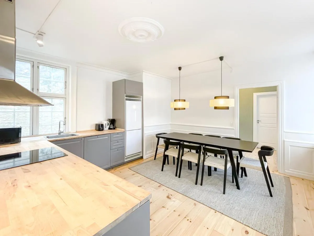 Image 3 of Big 4 BR Flat with Bathtub by CPH City Hall Square
