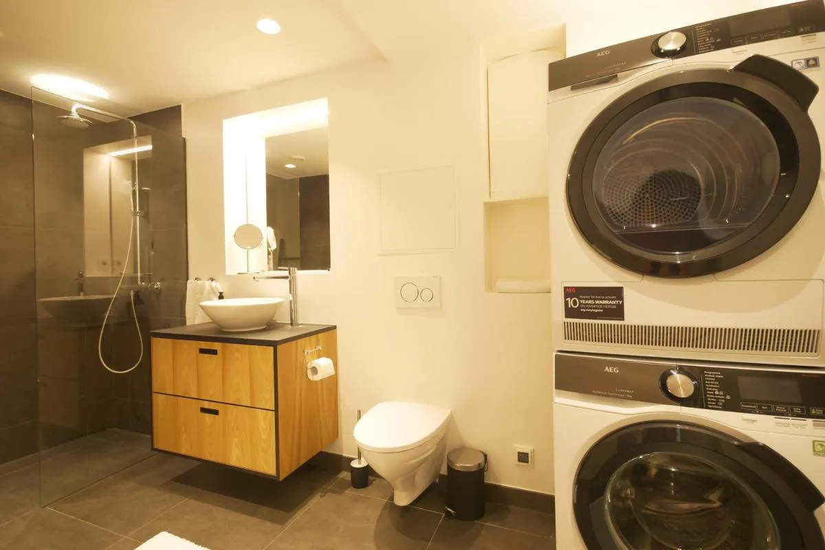Image 2 of Carolinas Apartment – RAP 6