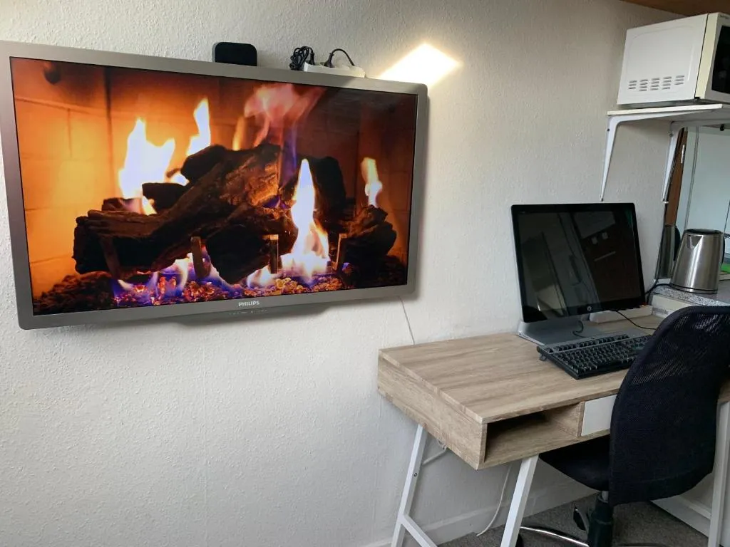 Image of Central & Cosy Studio + Free Bikes & Netflix
