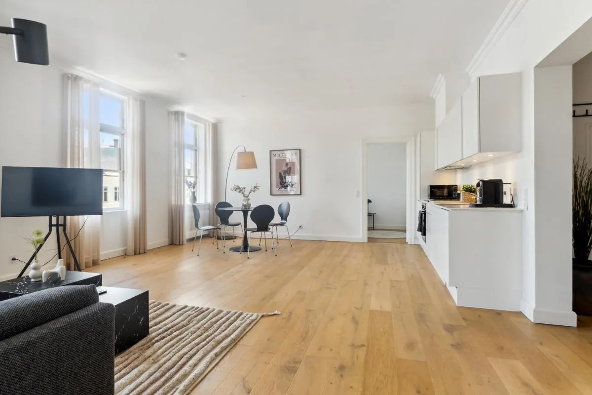 Image 2 of Come Stay 2BR m Privat Balkon – København K