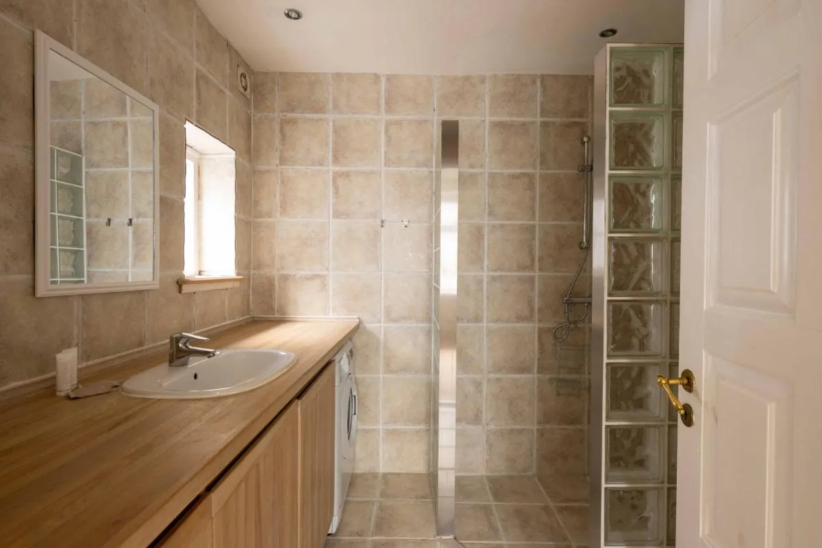 Image 4 of Cozy and Contemporary Ground Floor Retreat