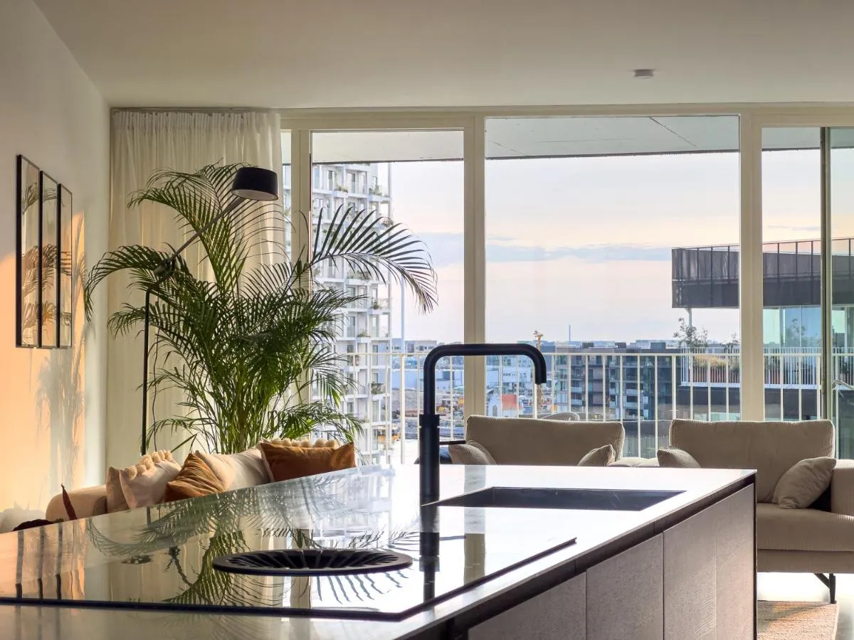 Image 5 of Exclusive Penthouse with Sunset Views
