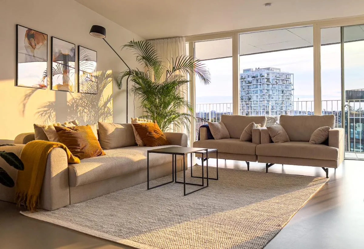 Image 3 of Exclusive Penthouse with Sunset Views