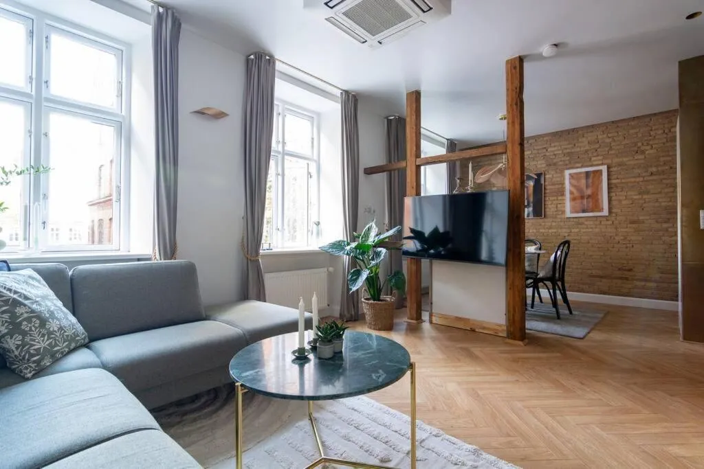 Image 4 of Extravagant-2 bedrooms-Bronze