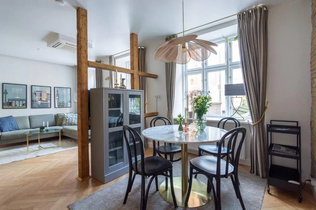 Image 3 of Extravagant-2 bedrooms-Bronze