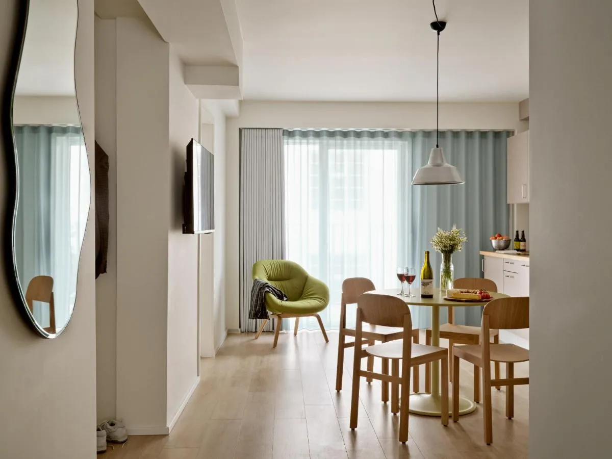Image 3 of Flora Apartment Hotel