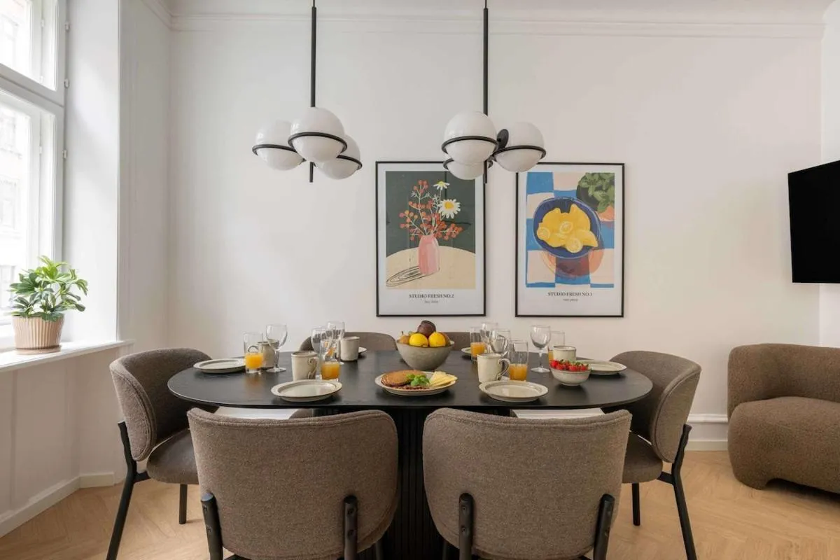 Image 1 of Freshly Renovated Flat for 6 People