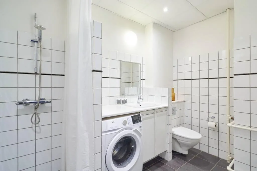 Image 2 of Large & Stylish Flats in Trendy & Vibrant Neighbourhood