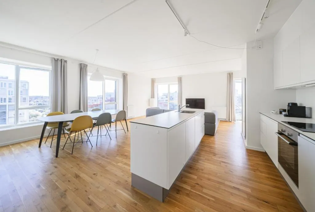 Image of Luxurios 3-bed w balcony and great views