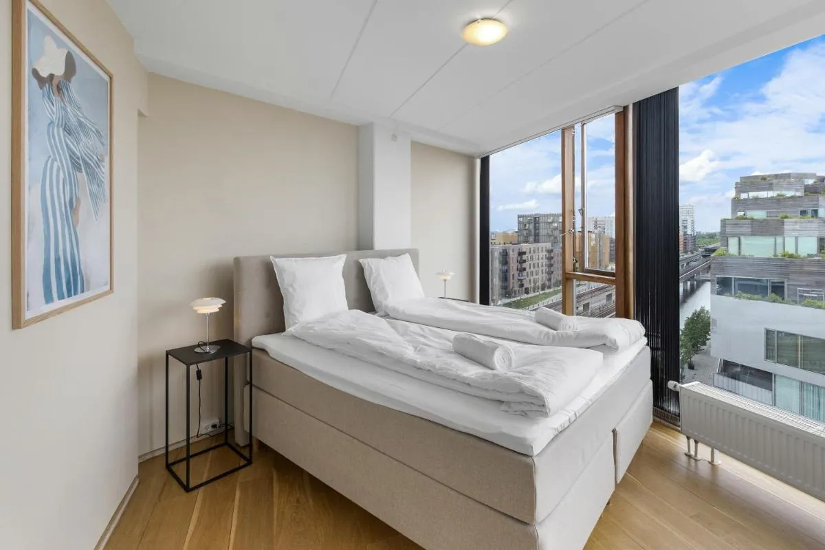 Image 6 of Modern flat with amazing views and rooftop