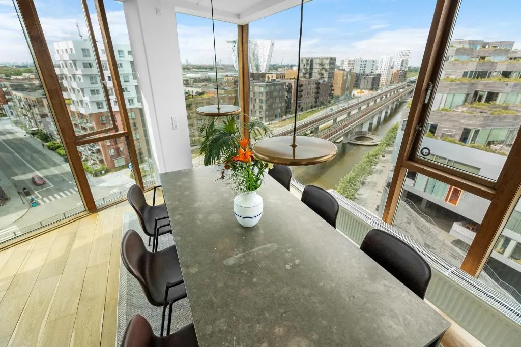 Image of Modern flat with amazing views and rooftop