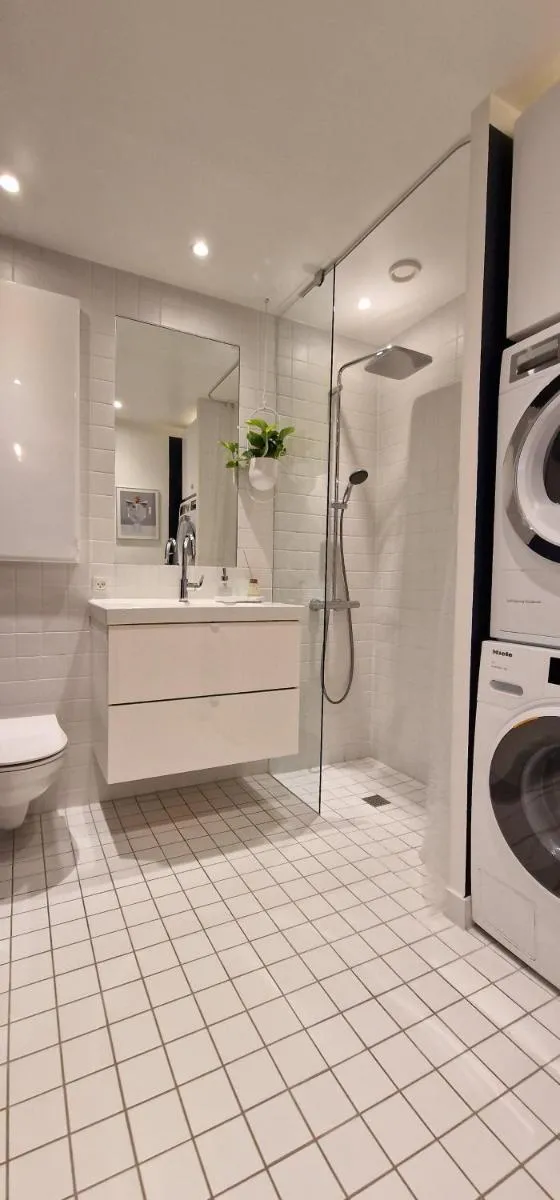 Image 2 of Modern, fully equipped flat