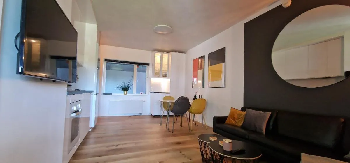 Image 4 of Modern, fully equipped flat