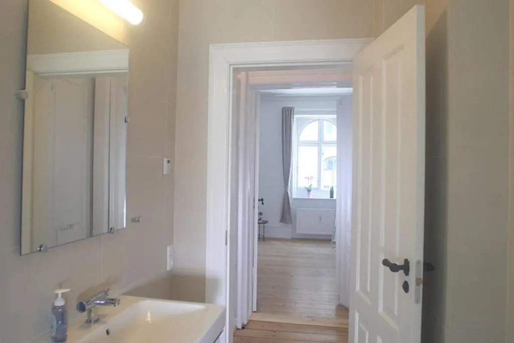 Image 6 of Next to New Harbor / 3 BR & 2 Bath Rooms