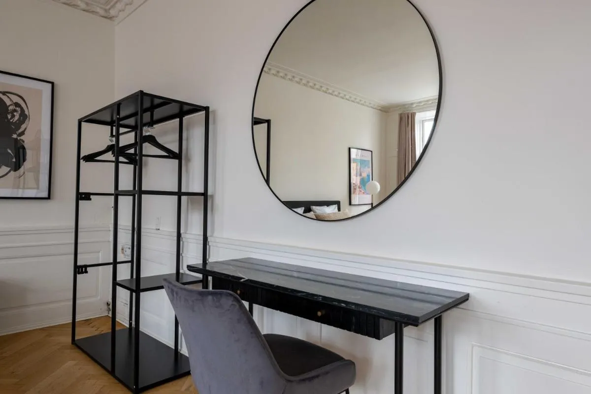 Image 6 of Rare 4BR Apartment w Unique Details in CPH City