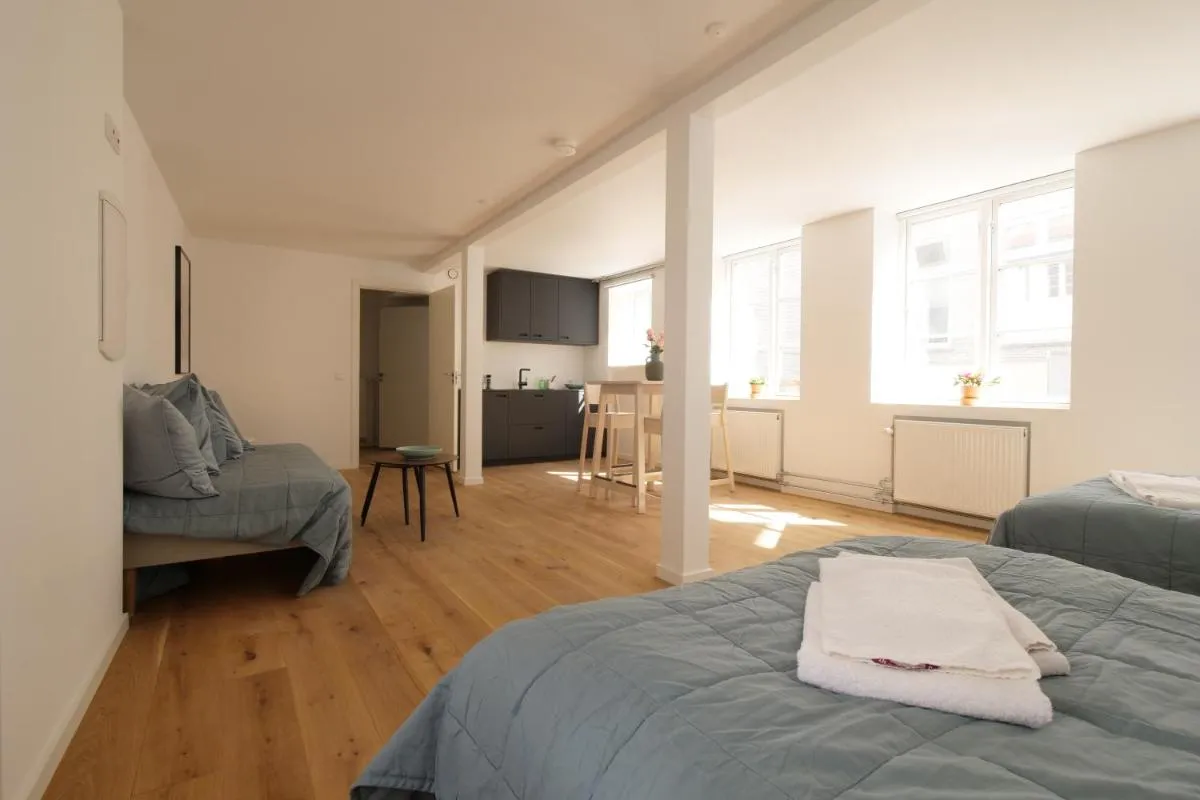 Image 4 of Rent A Place 1 – 4