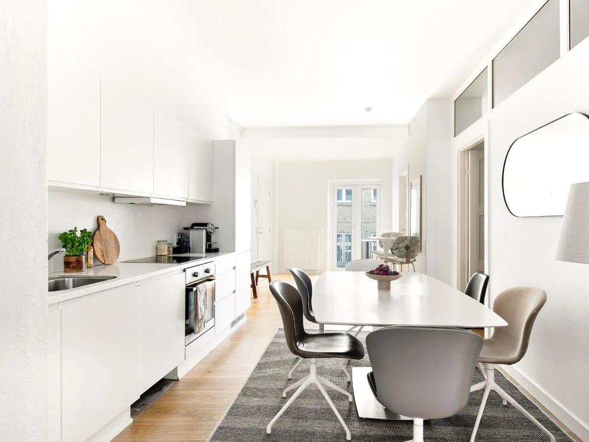 Image 3 of Sanders Leaves – Charming Three-Bedroom Apartment In Downtown Copenhagen