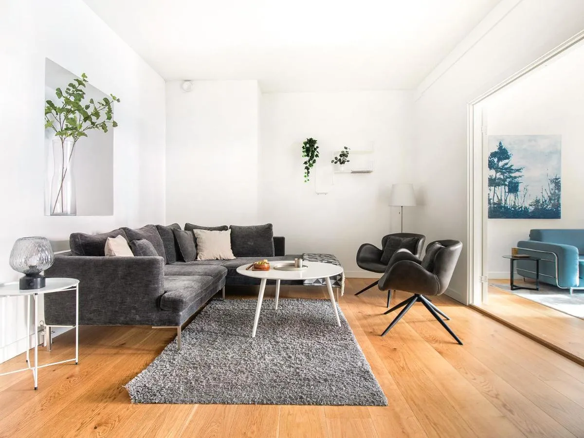 Image 2 of Sanders Leaves – Charming Three-Bedroom Apartment In Downtown Copenhagen