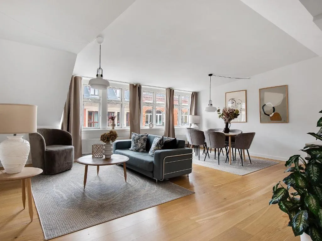 Image of Sanders Leaves – Precious Two-Bedroom Penthouse In Downtown Copenhagen