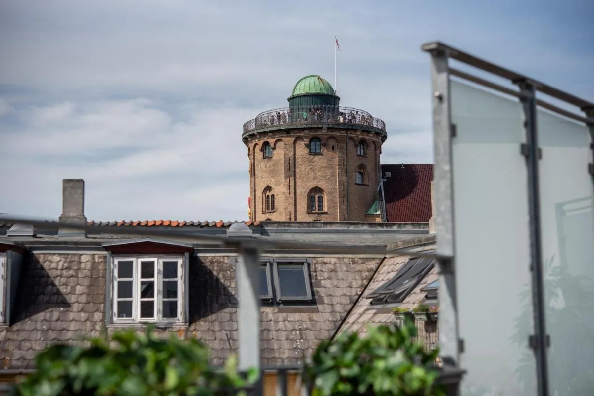 Image 2 of Sanders Leaves – Precious Two-Bedroom Penthouse In Downtown Copenhagen