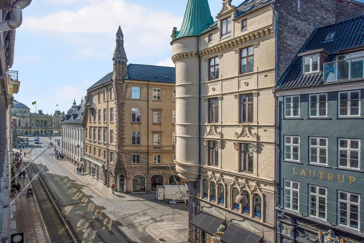 Image 1 of Sanders Main – Endearing Two-Bedroom Duplex Apartment with a Balcony Next to Magical Nyhavn
