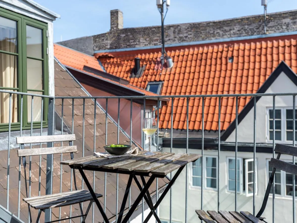 Image 6 of Sanders Regent – Adorable One-Bedroom Apartment Near Central Square