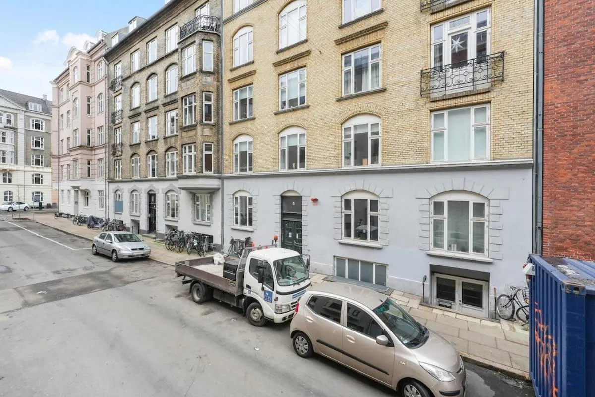 Image 5 of Spacious and stylish apt in CPH