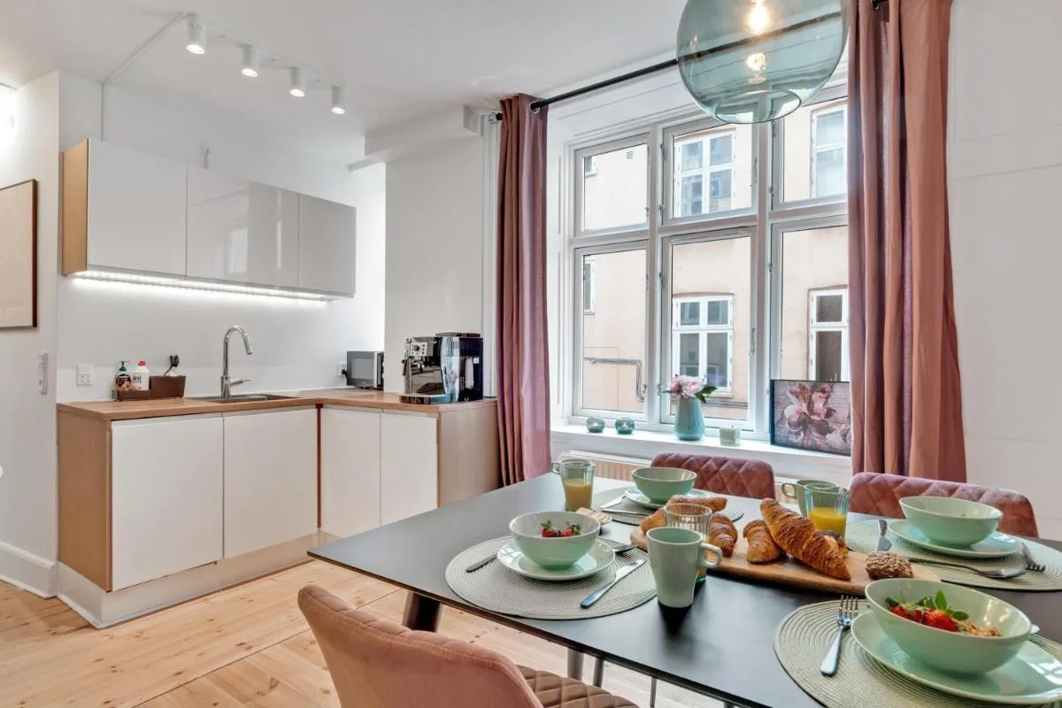 Image 3 of The Forest Green Apartment