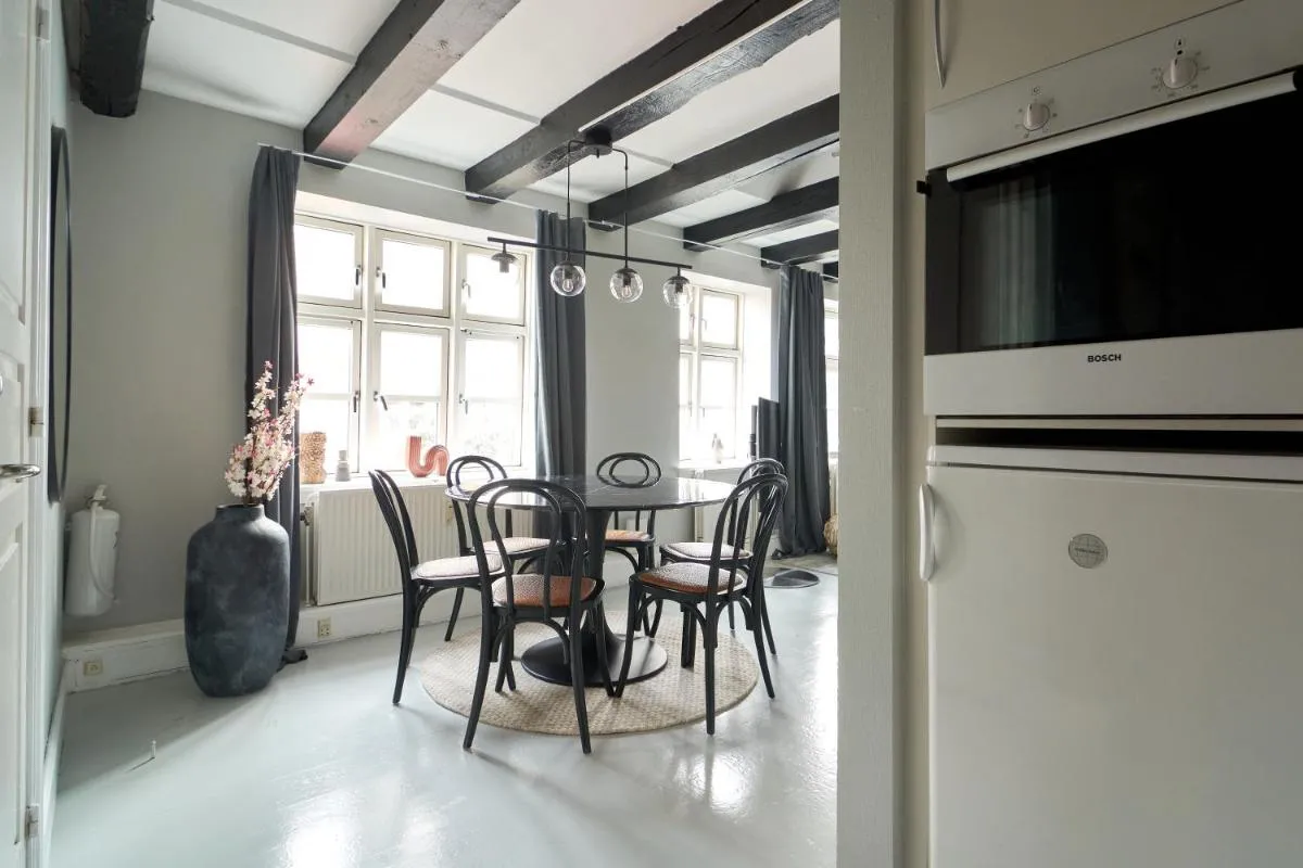 Image 3 of Unique 2 Bedroom Duplex w Exposed Beams in CPH City