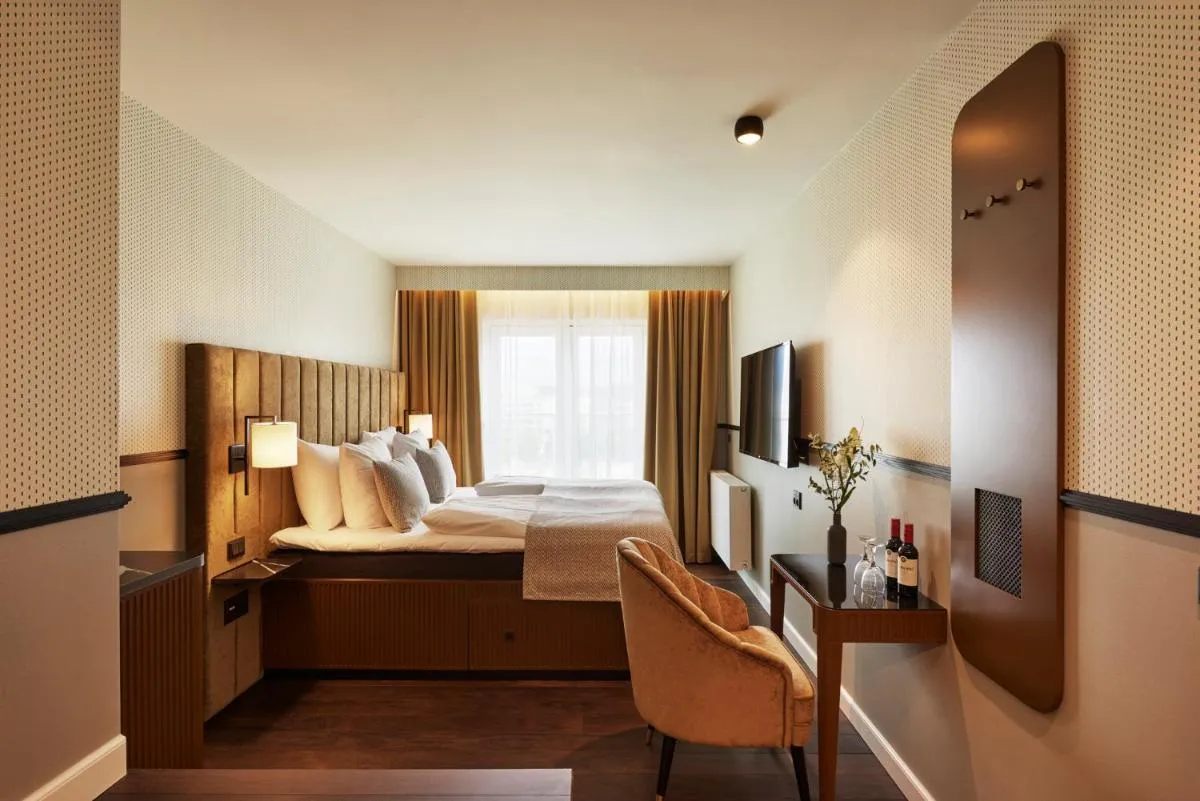 Image 4 of WIDE Hotel